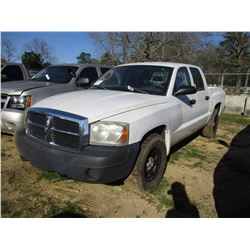 2007 DODGE DAKOTA PICKUP, VIN/SN:1D7HW28K17S253786 - 4X4, CREW CAB, V6 GAS ENGINE, A/T (STATE OWNED)