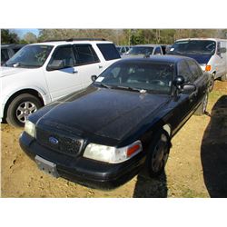 2008 FORD CROWN VICTORIA VIN/SN:2FAFP71V78X138811 - V8 GAS ENGINE, A/T, ODOMETER READING 143,670 MIL