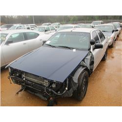 2009 FORD CROWN VICTORIA VIN/SN:2FAHP71V69X143363 - V8 GAS ENGINE, A/T (STATE OWNED)