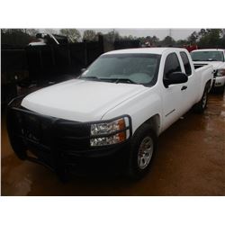 2013 CHEVROLET SILVARDO PICK UP, VIN/SN:1GCRKPEA6DZ182509 - 4X4, EXTENDED CAB, GAS ENGINE, A/T, BRUS