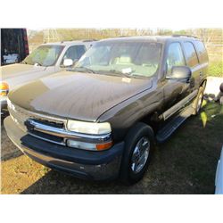 2004 CHEVROLET TAHOE VIN/SN:1GNEC13Z24J157565 - GAS ENGINE, A/T, ODOMETER READING 221,503 MILES