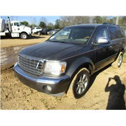 2007 CHYSLER ASPEN VIN/SN:1A8HX58217F586760 - V8 GAS ENGINE, A/T, ODOMETER READING 57,194 MILES