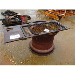 JOHN DEERE 30.5 RIMS, 648E SAFETY DOOR