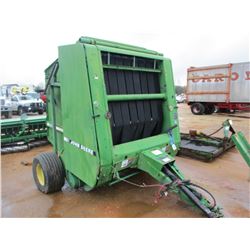 JOHN DEERE 525 ROUND HALE BALER