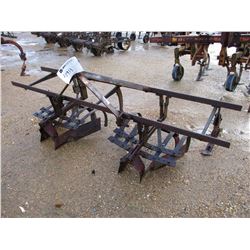 2 ROW CULTIVATOR