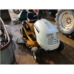 CUB CADET LT1045 RIDING MOWER, VIN/SN:AL019H66249 - 42"