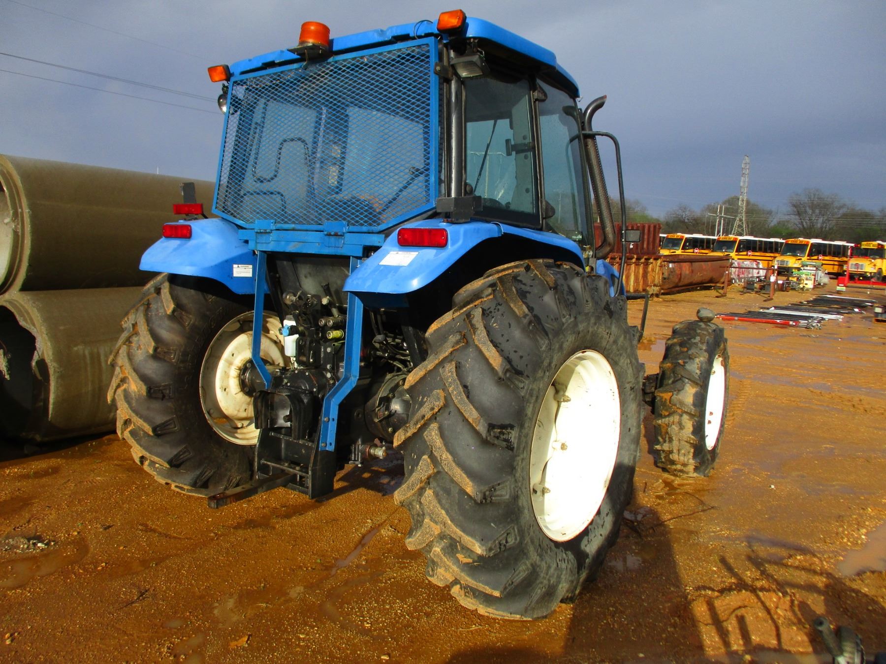 Tl100 NEW HOLLAND TL100A FARM TRACTOR, VIN/SN:VENEF11616002 - MFWD, 3 PTH ...
