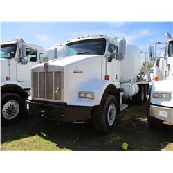 2009 KENWORTH T800 CONCRETE MIXER, VIN/SN:1NKDL50X79J244690 - T/A, CUMMINS ISB365 DIESEL ENGINE, 8LL