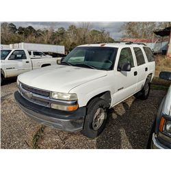 2002 CHEVROLET TAHOE VIN/SN:1GNEC13V42J214696 - 4 DOOR, V8 GAS ENGINE (SELLING ABSENTEE) (LOCATED IN