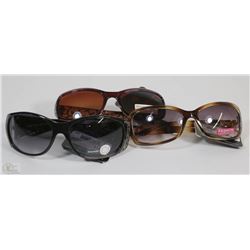 BAG OF 3 NEW FOSTER GRANT WOMENS SUNGLASSES