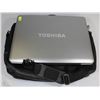 Image 1 : TOSHIBA LAPTOP CASE INCLUDED