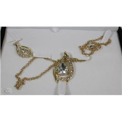 GOLD PLATED FASHION JEWELLERY SET WITH NECKLACE