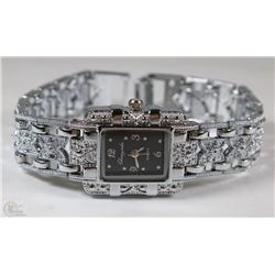 12) NEW SHAOYADA WATCH