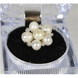PEARL RING