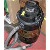 Image 1 : 5 GALLON SHOP VAC