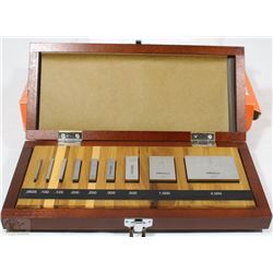 MITUTOYO GAUGE BLOCK SET