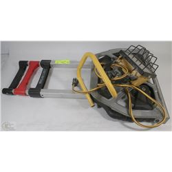 COLLAPSIBLE DOLLY SOLD WITH WORK LIGHT