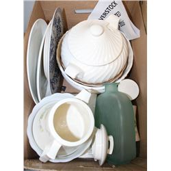 BOX OF ASSORTED VINTAGE DISHES INCL TEAPOT SET &