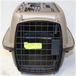 NEW TWO DOOR TOP LOAD KENNEL ,19INCH LONG