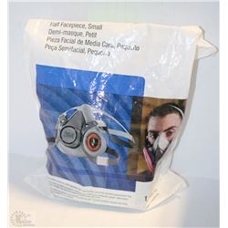 3M HALF PIECE SMALL RESPIRATOR