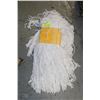 Image 1 : LOT OF 3 WHITE MOP HEADS