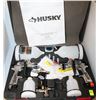 Image 1 : HUSKY GRAVITY FEED SPRAY GUNS