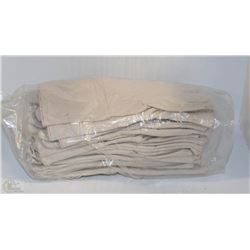 BAG OF LARGE POLYESTER GLOVES