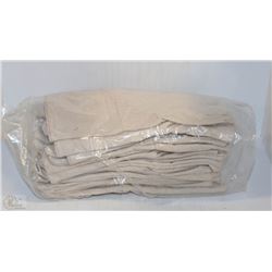 BAG OF LARGE POLYESTER GLOVES
