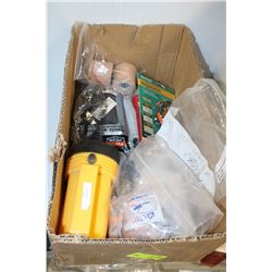 BOX OF ASSORTED ITEMS INCL FLASHLIGHT, PLUGS,