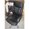 Image 1 : BLACK OFFICE CHAIR