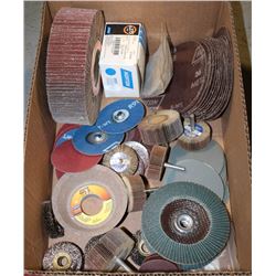 BOX OF ASSORTED SANDING DISCS