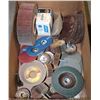 Image 1 : BOX OF ASSORTED SANDING DISCS