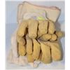 Image 1 : BUNDLE OF ASSORTED GLOVES