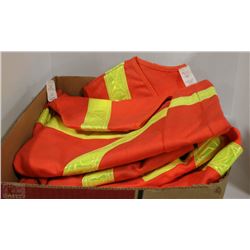 LOT OF 5 XL HI VIS VESTS
