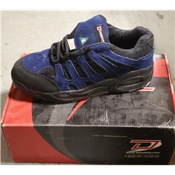 DYNAMIC SIZE 10EE CSA APPROVED SHOES