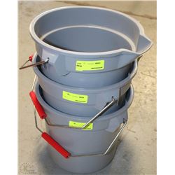 LOT OF 3 RUBBERMAID BUCKETS