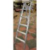 Image 1 : LITE 6 STEP ALUMINUM STEP LADDER