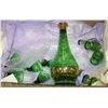 Image 1 : BOX W/12-PC LIQUOR DECANTER & GLASS SET