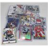 Image 1 : COLLECTION OF 16 HOCKEY CARDS