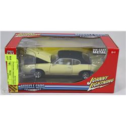 JOHNNY LIGHTNING 1968 PONTIAC GTO YELLOW