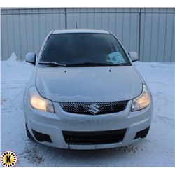2011 SUZUKI SWIFT