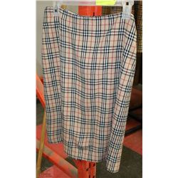 REPLICA BURBERRY 3/4 LENGTH SKIRT - SIZE 12
