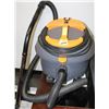 Image 1 : VENTO COMMERCIAL VACUUM WITH WAND