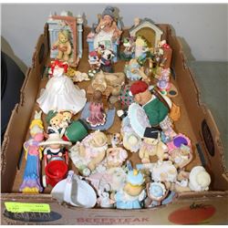 FLAT OF ASSORTED ESTATE ORNAMENTS