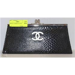 REPLICA CHANEL BLACK CLUTCH