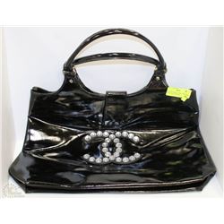 REPLICA CHANEL LARGE PURSE - RHINESTONE EMBLEM