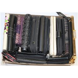 BOX W/18 WALLETS