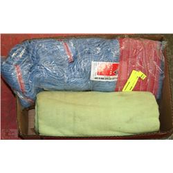 BOX WITH 2 NEW MOP HEADS AND LARGE SHAMMY