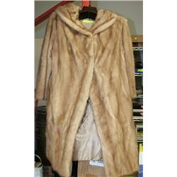 MINK FUR COAT SZ 14 FROM EATONS