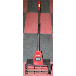 TORO ELECTRIC SNOW SHOVEL WITH KEY